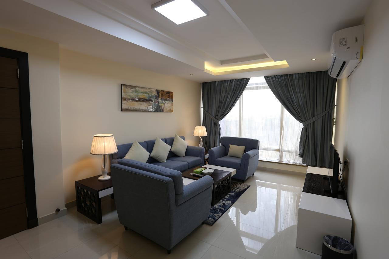Arjaan Altakhassusi Hotel Suites Riyadh Exterior photo