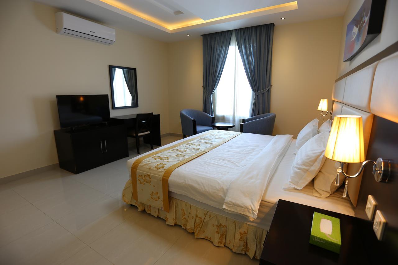 Arjaan Altakhassusi Hotel Suites Riyadh Exterior photo