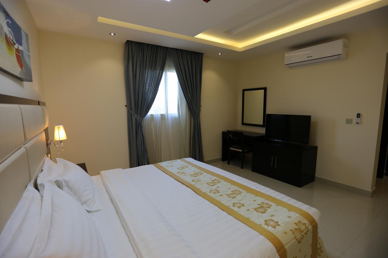 Arjaan Altakhassusi Hotel Suites Riyadh Exterior photo