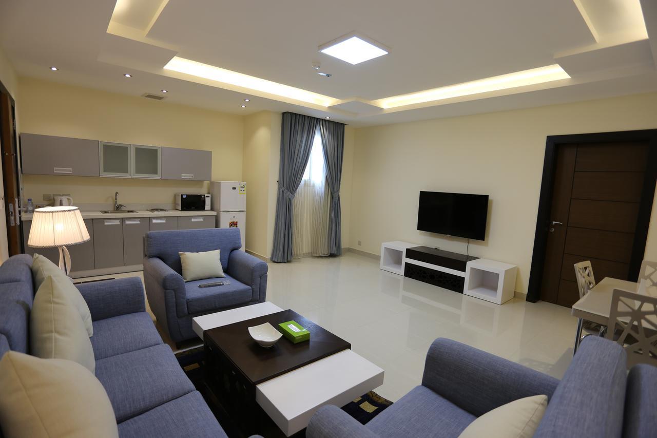 Arjaan Altakhassusi Hotel Suites Riyadh Exterior photo