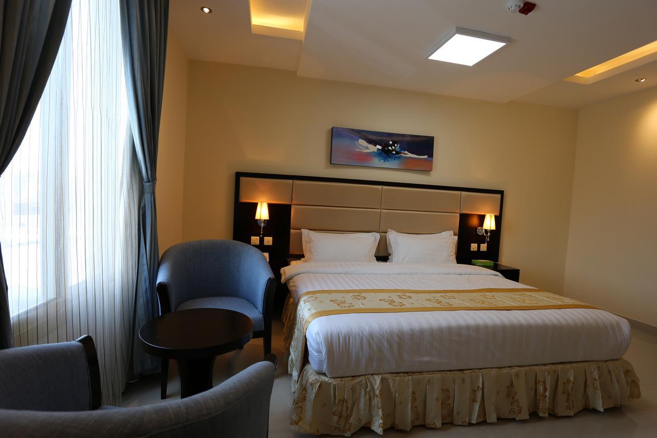 Arjaan Altakhassusi Hotel Suites Riyadh Exterior photo