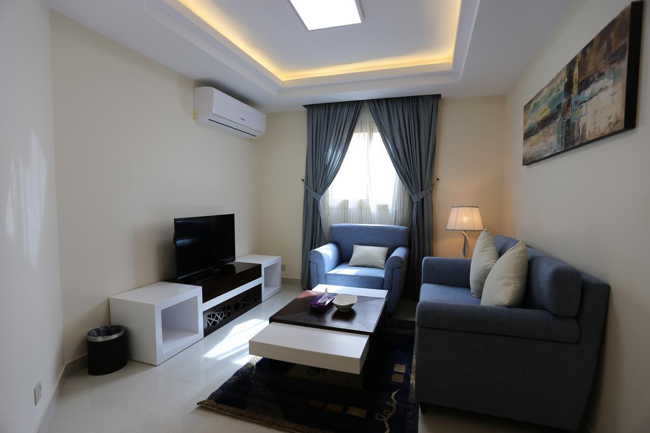 Arjaan Altakhassusi Hotel Suites Riyadh Exterior photo