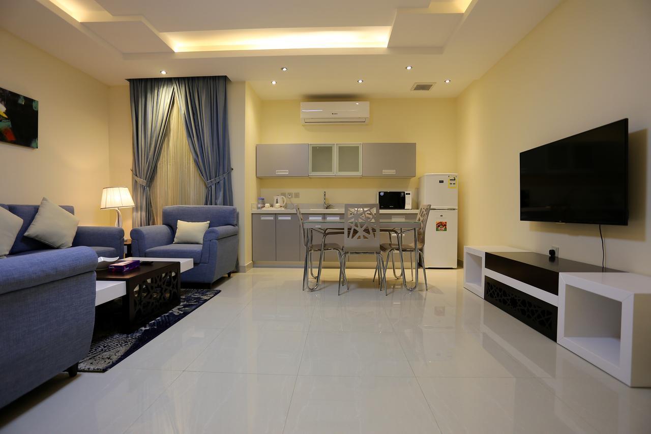 Arjaan Altakhassusi Hotel Suites Riyadh Exterior photo