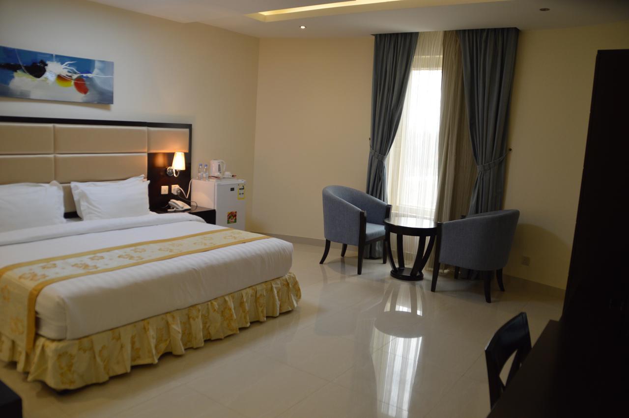 Arjaan Altakhassusi Hotel Suites Riyadh Exterior photo