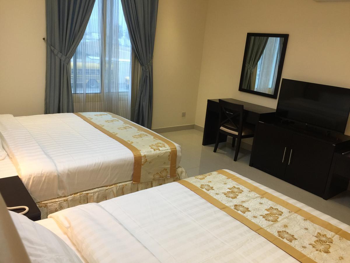 Arjaan Altakhassusi Hotel Suites Riyadh Exterior photo