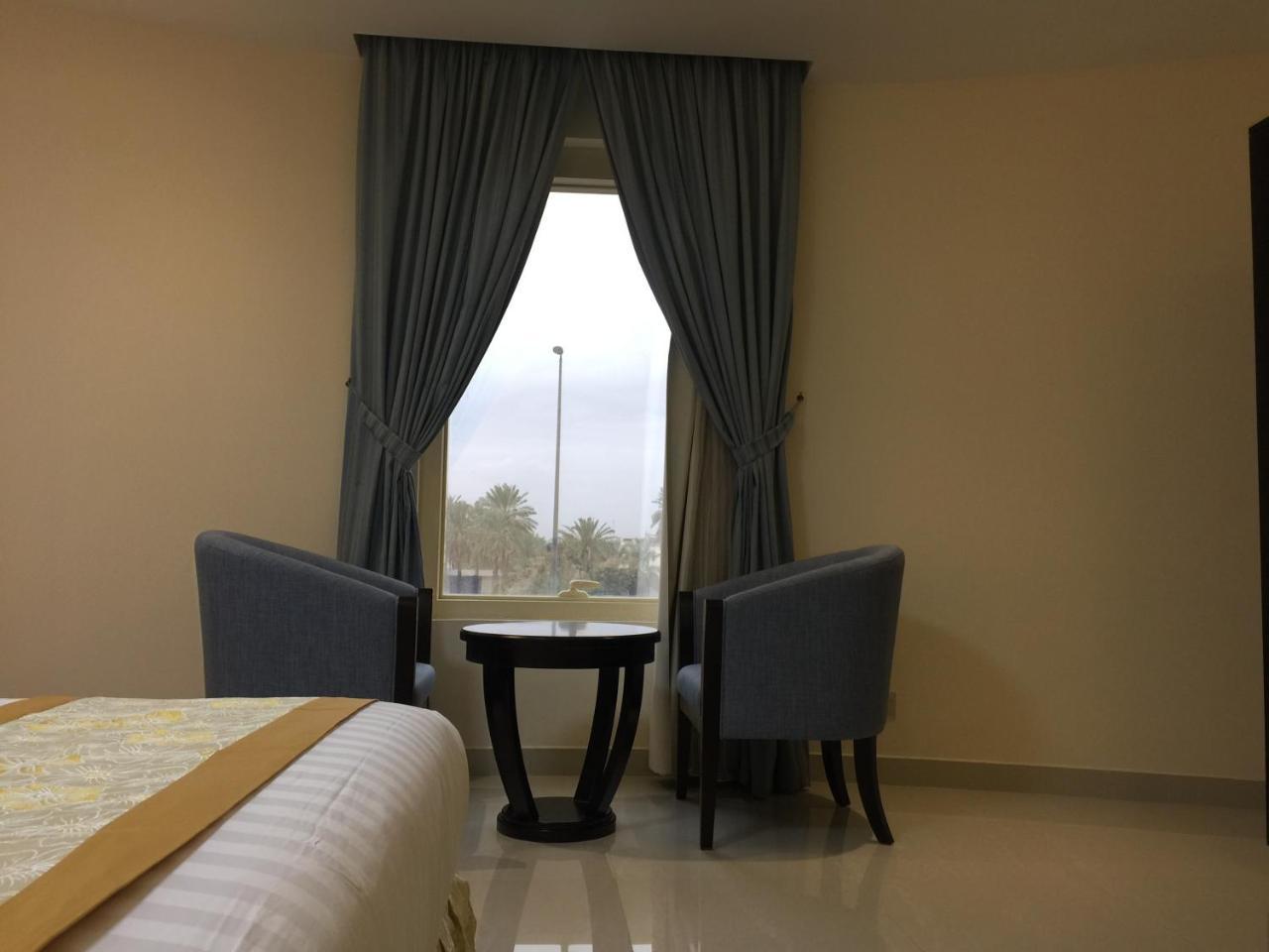 Arjaan Altakhassusi Hotel Suites Riyadh Exterior photo