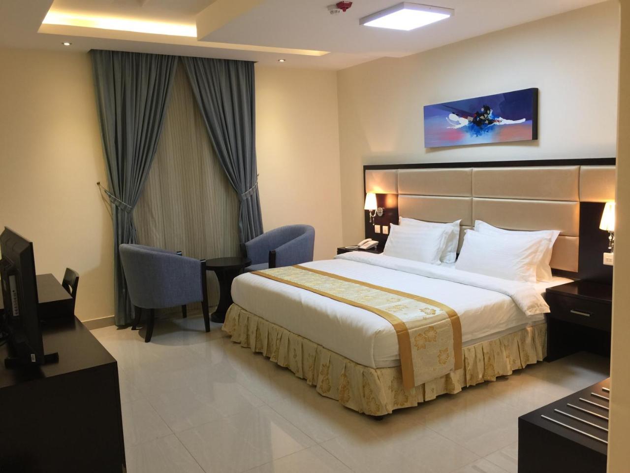 Arjaan Altakhassusi Hotel Suites Riyadh Exterior photo