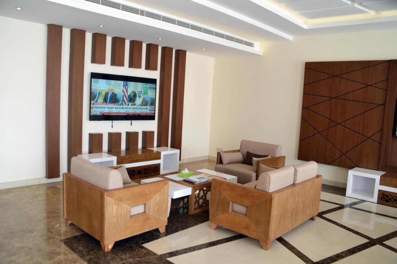 Arjaan Altakhassusi Hotel Suites Riyadh Exterior photo