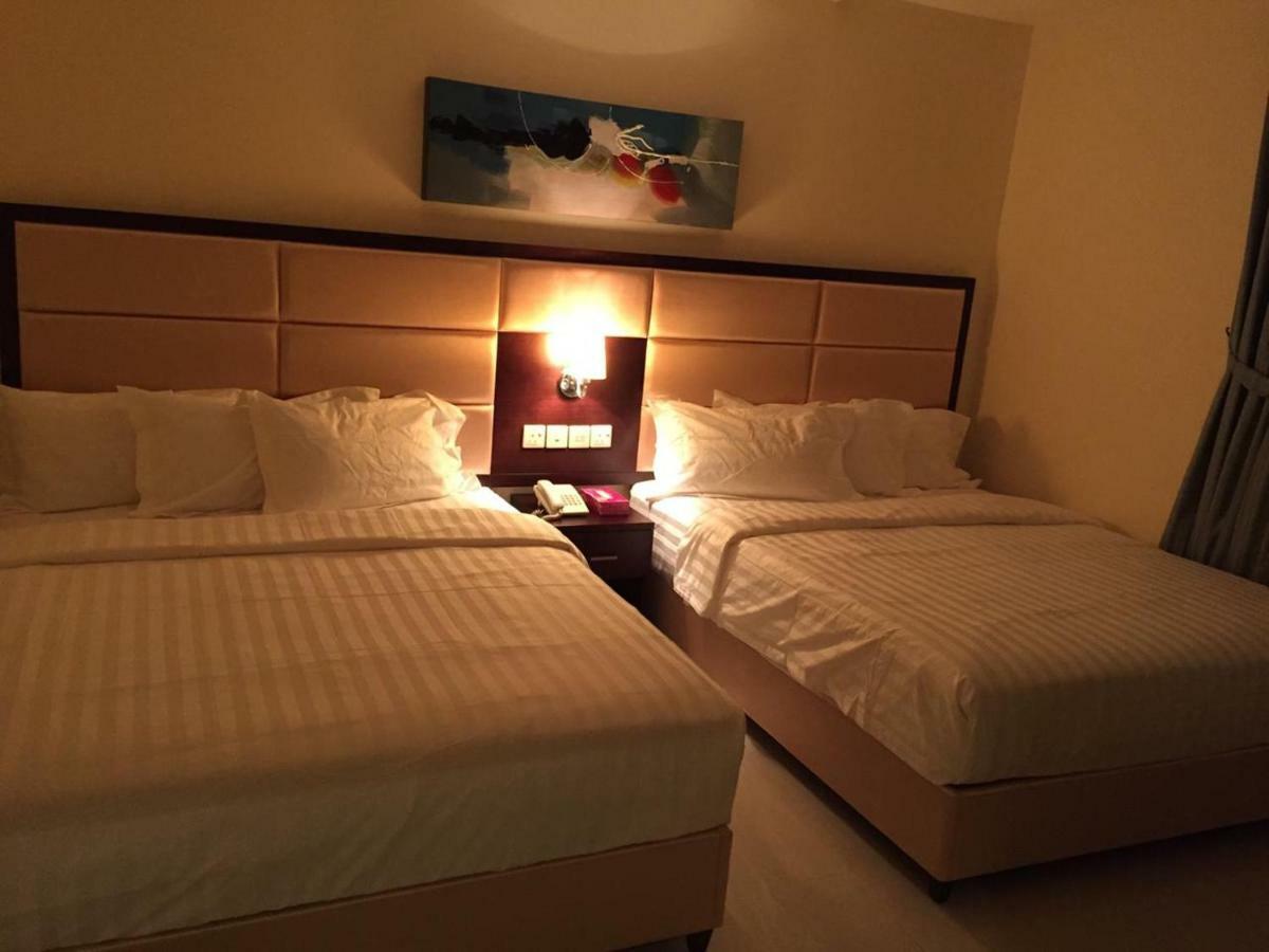 Arjaan Altakhassusi Hotel Suites Riyadh Exterior photo