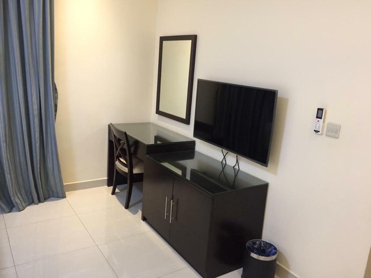 Arjaan Altakhassusi Hotel Suites Riyadh Exterior photo