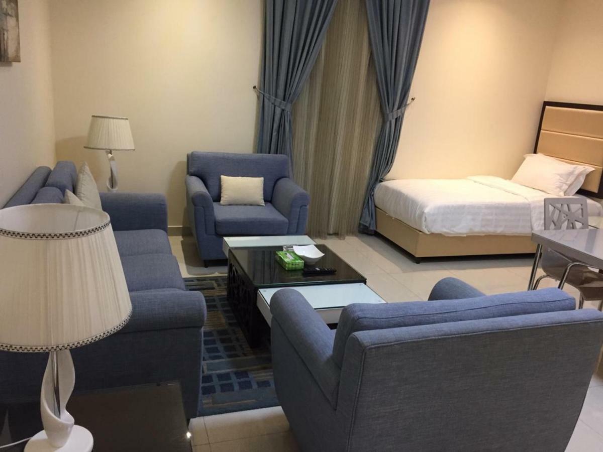 Arjaan Altakhassusi Hotel Suites Riyadh Exterior photo