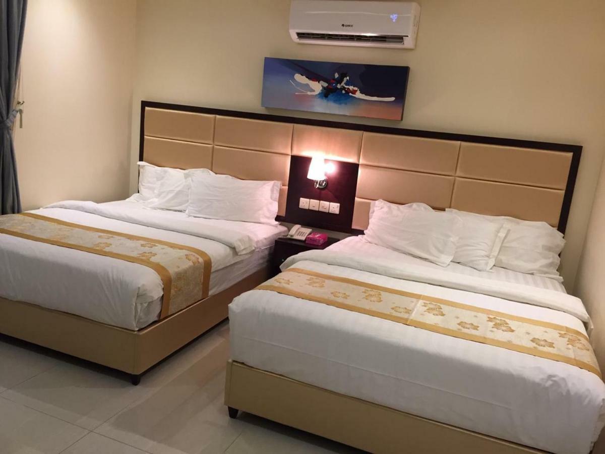 Arjaan Altakhassusi Hotel Suites Riyadh Exterior photo