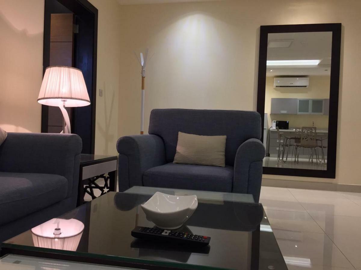 Arjaan Altakhassusi Hotel Suites Riyadh Exterior photo