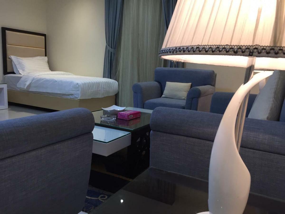 Arjaan Altakhassusi Hotel Suites Riyadh Exterior photo