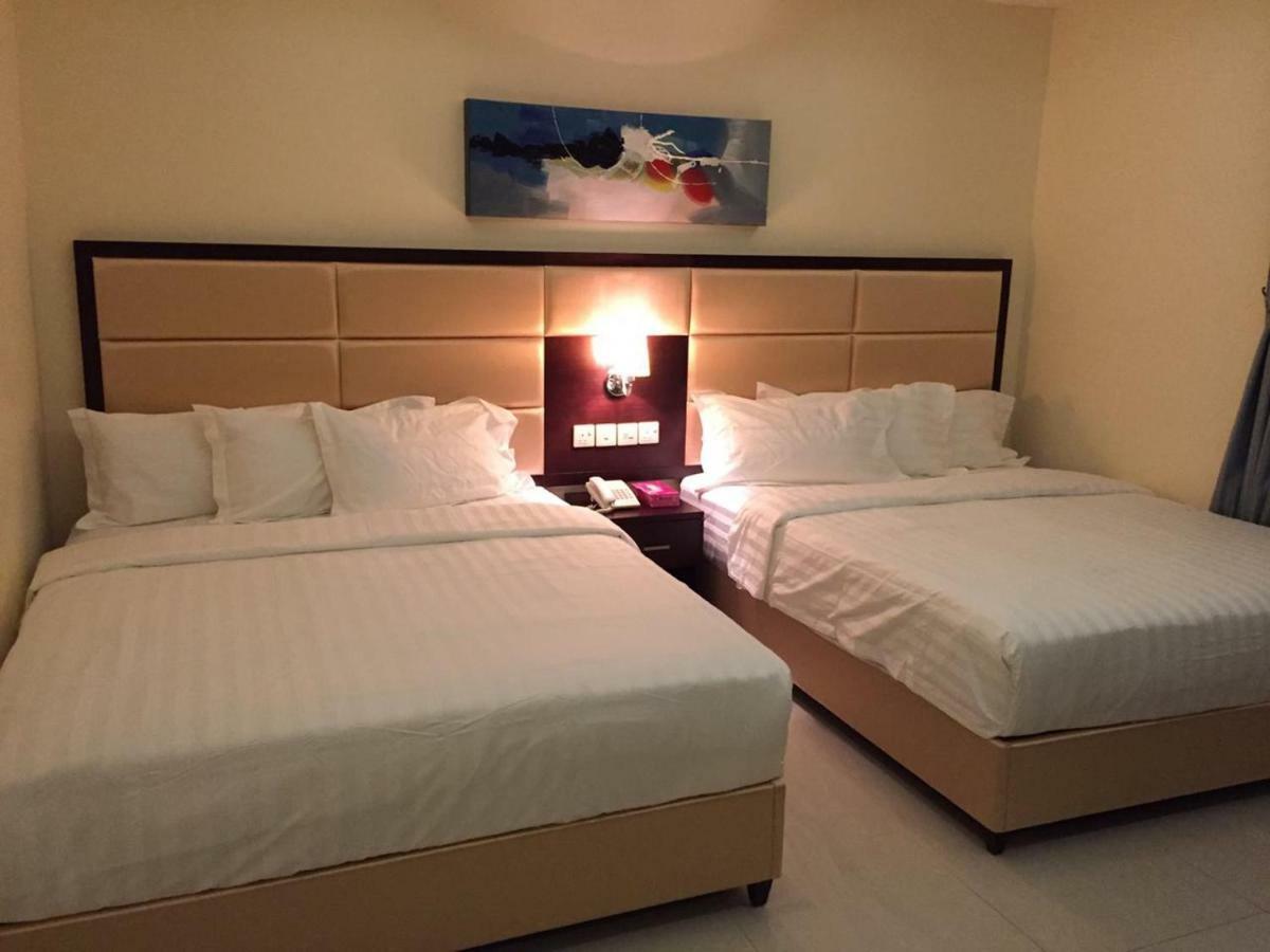 Arjaan Altakhassusi Hotel Suites Riyadh Exterior photo